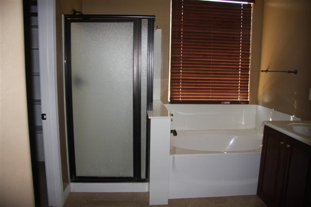 3273 East Blue Ridge Way Gilbert, AZ 85298 - Photo 4 of 14 MASTER BATH