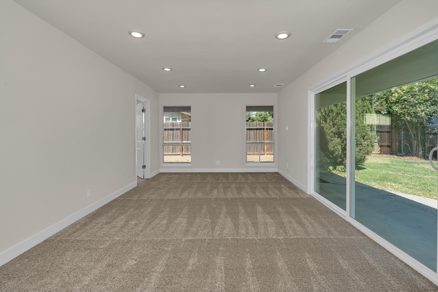 1011 Oregon Drive Merced, CA 95340 - Photo 23 of 42