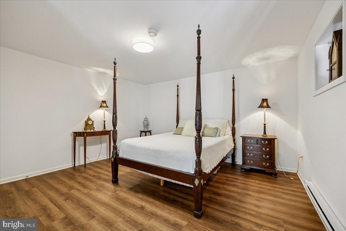 9625 Reach Road Potomac, MD 20854 - Photo 42 of 64 Lower Level Guest Room