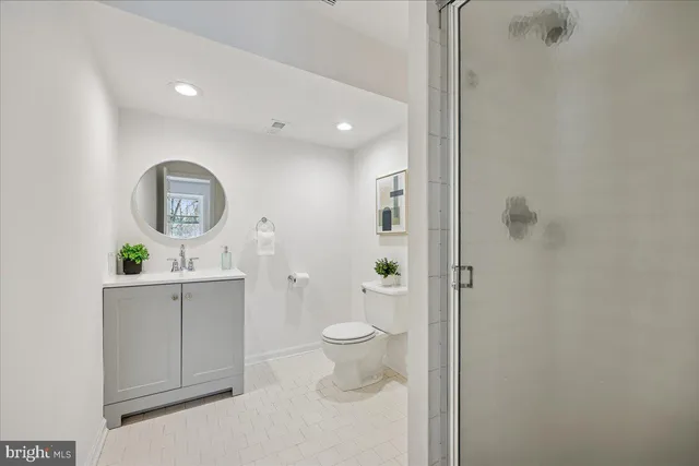 $1,395,000 | 9625 Reach Road, Potomac, MD 20854