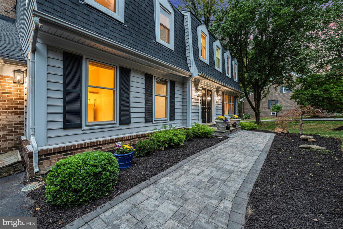 9625 Reach Road Potomac, MD 20854 - Photo 5 of 64 Gorgeous stone walkway