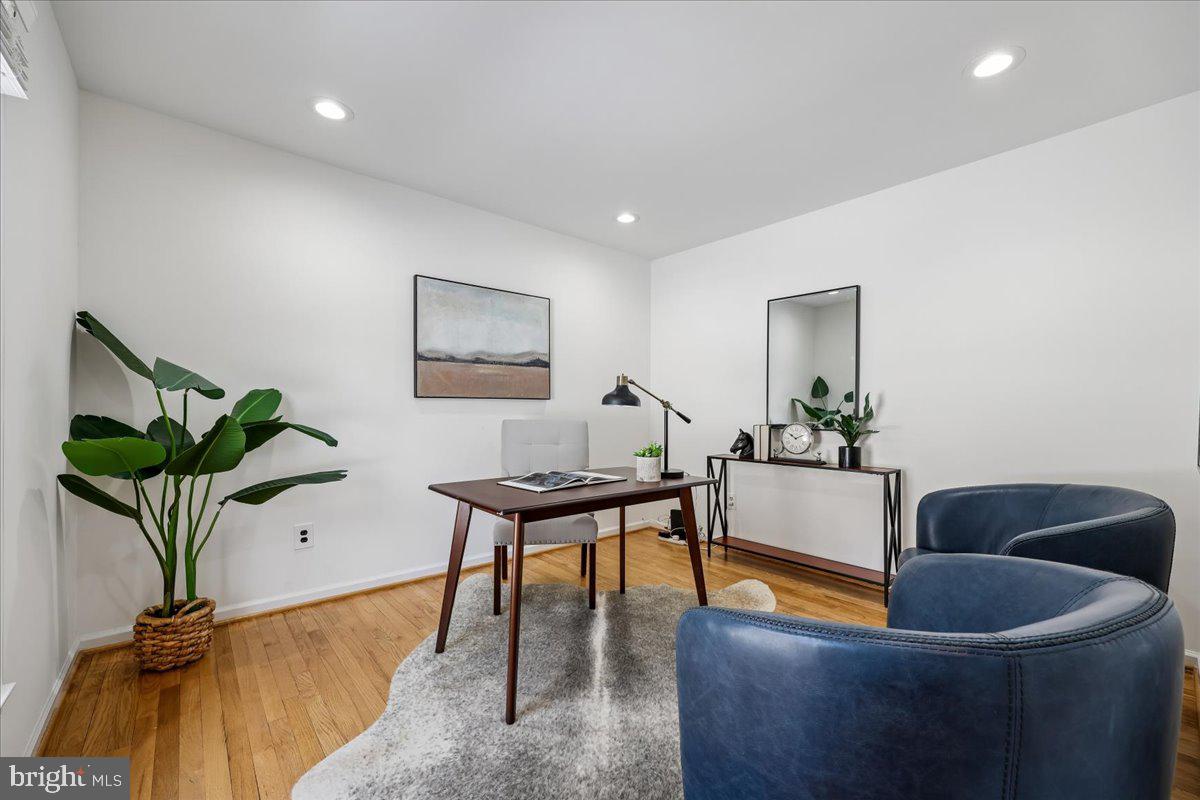 9625 Reach Road Potomac, MD 20854 - Photo 9 of 64 Office/Den