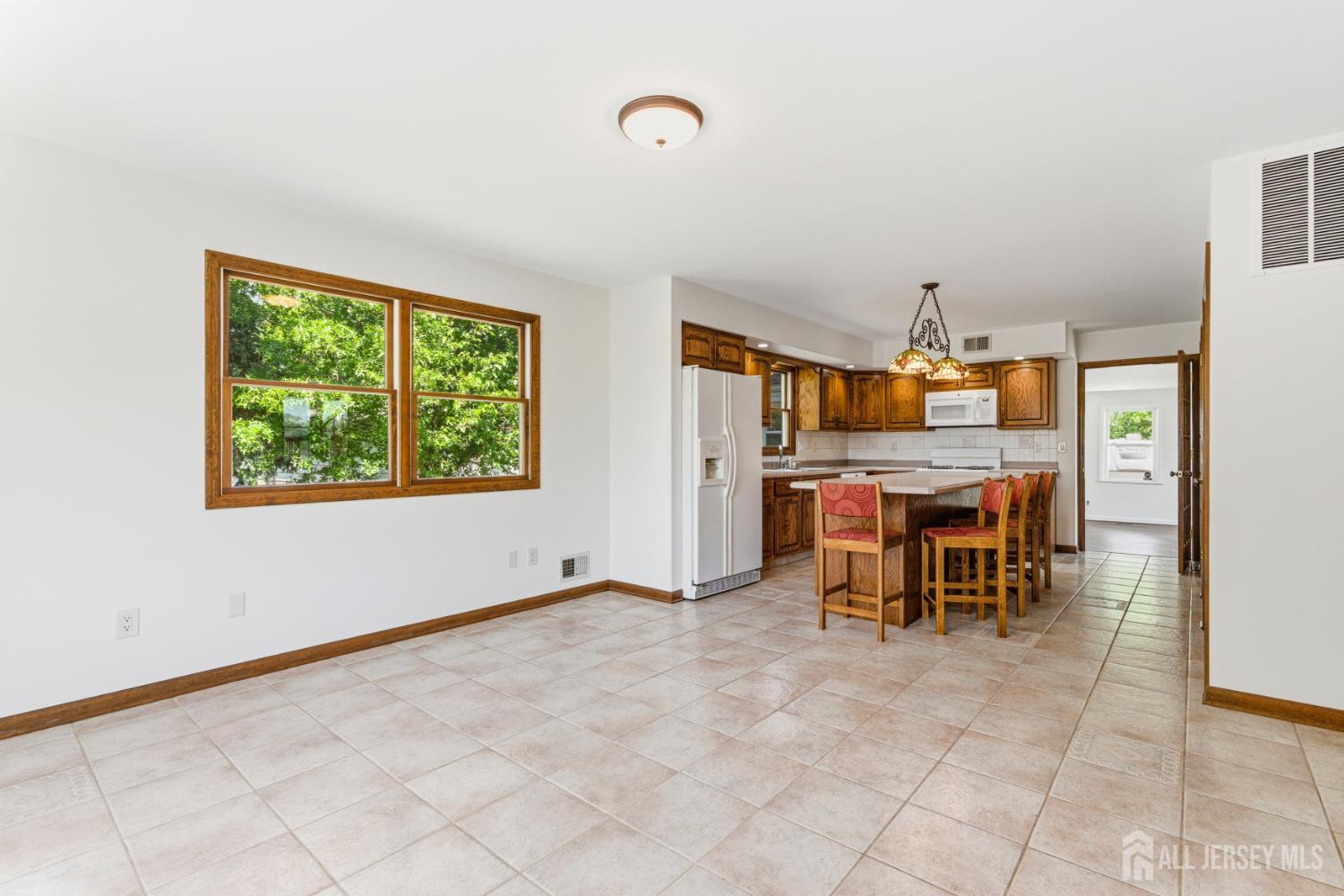39 Kearney Road Sayreville, NJ 08879 - Photo 13 of 40