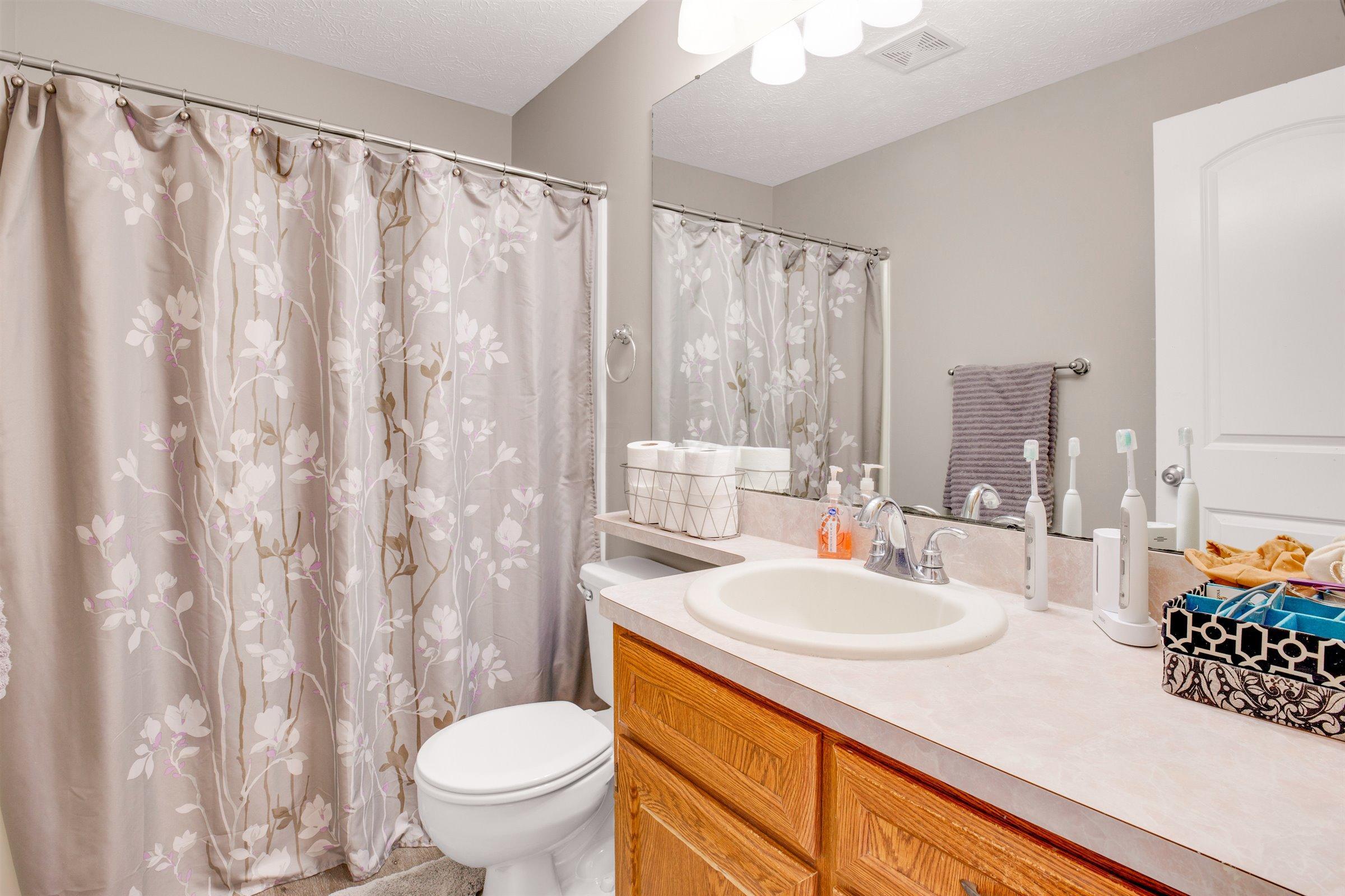 5660 Clover Valley Road Johnstown, OH 43031 - Photo 23 of 43