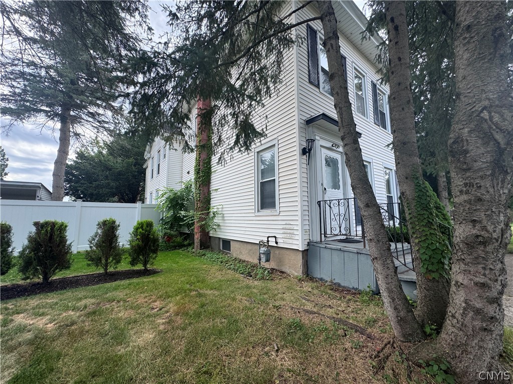 726 North James Street Rome, NY 13440 - Photo 3 of 13