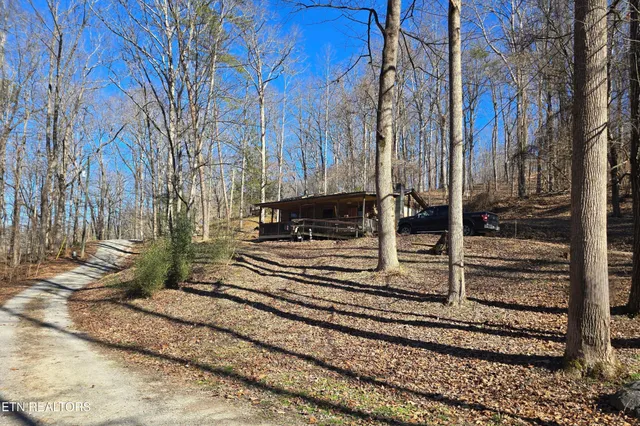 $299,000 | 110 Laguna Vista Drive, Caryville, TN 37714