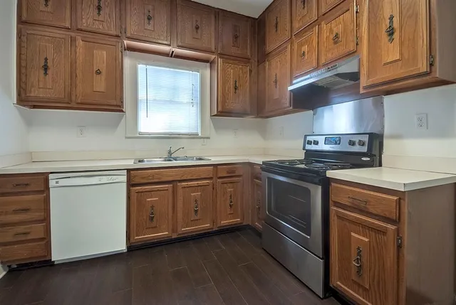 $3,500 | 4902 Junius Street, Dallas, TX 75214