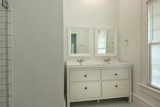 $3,500 | 4902 Junius Street, Dallas, TX 75214