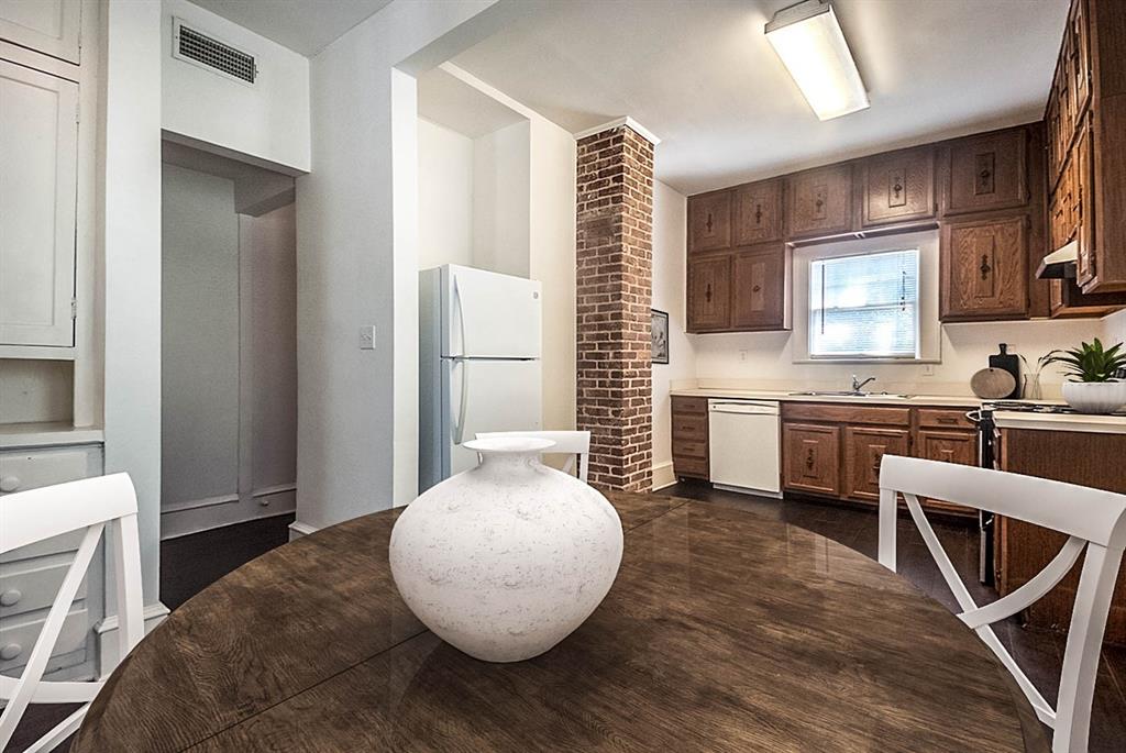 4902 Junius Street Dallas, TX 75214 - Photo 5 of 22 digitally staged