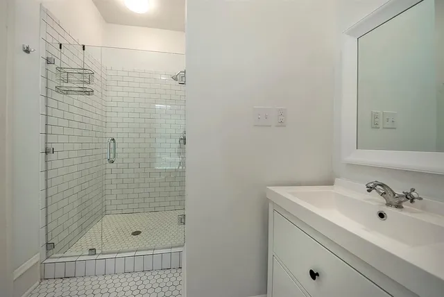 $3,500 | 4902 Junius Street, Dallas, TX 75214