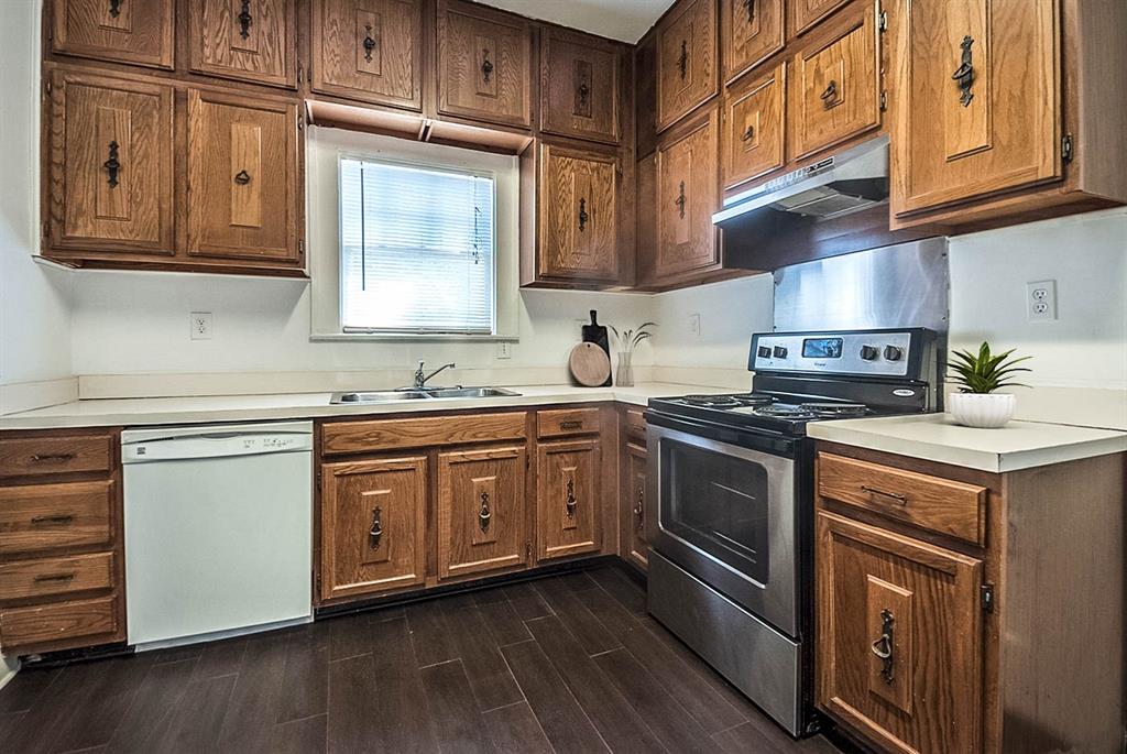 4902 Junius Street Dallas, TX 75214 - Photo 8 of 22 digitally staged