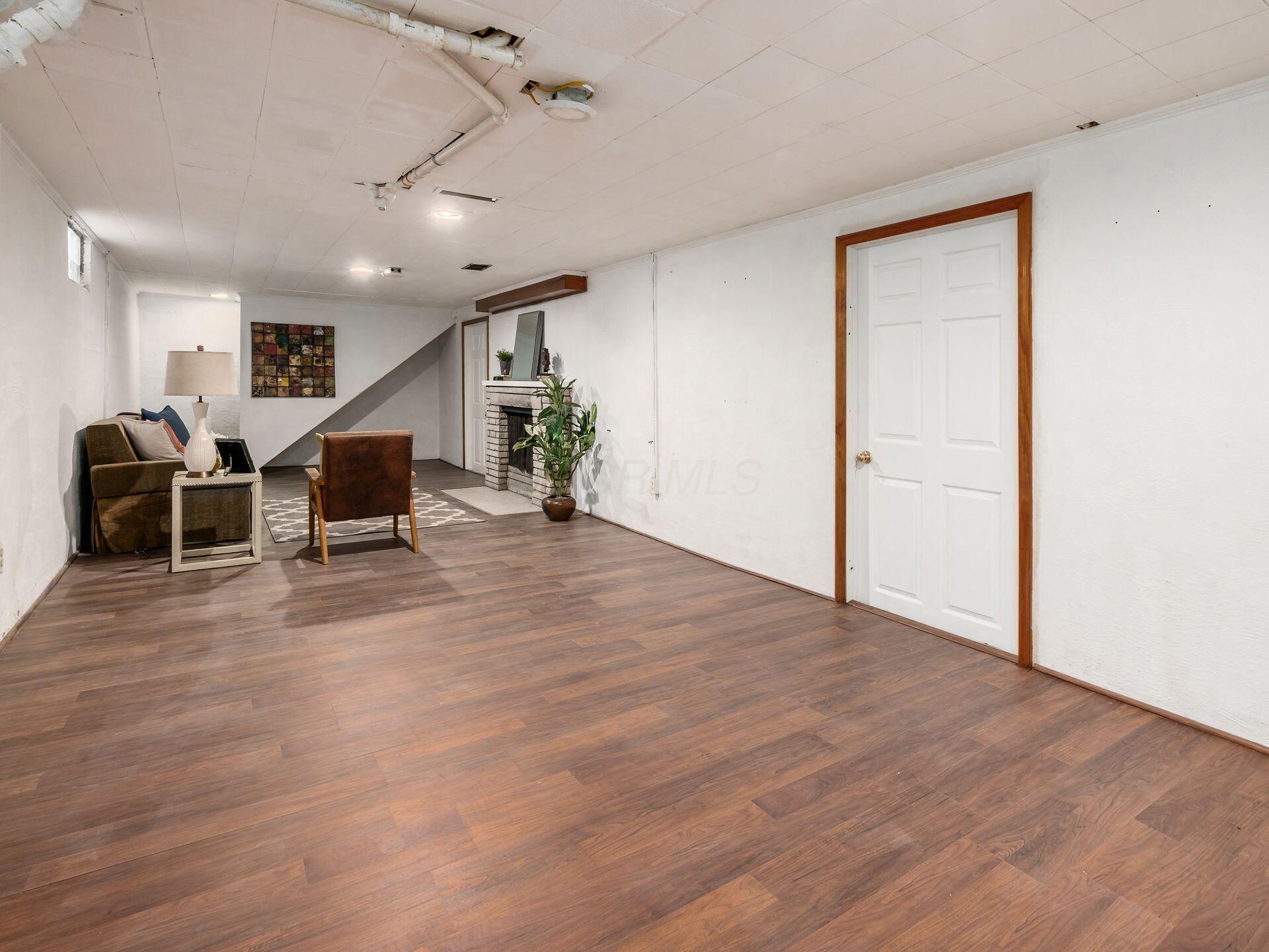 3477 Eakin Road Columbus, OH 43204 - Photo 20 of 29 Finished Basement