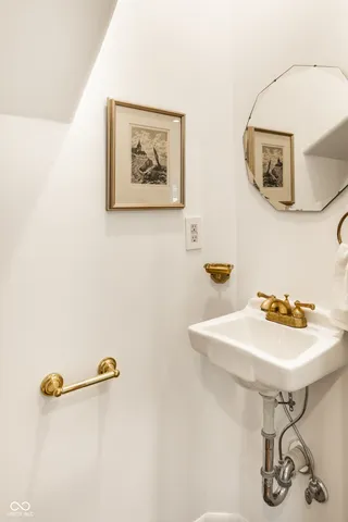 $5,500 | 5758 Wildwood Avenue, Indianapolis, IN 46220