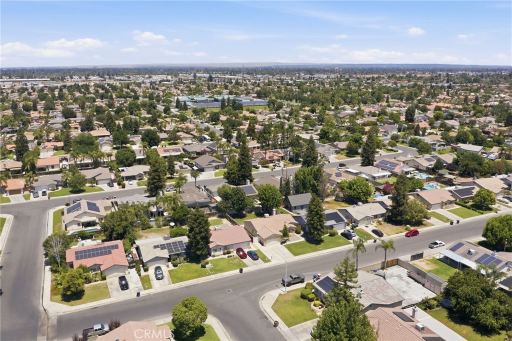 5716 March Meadows Way Bakersfield, CA 93313 - Photo 46 of 47