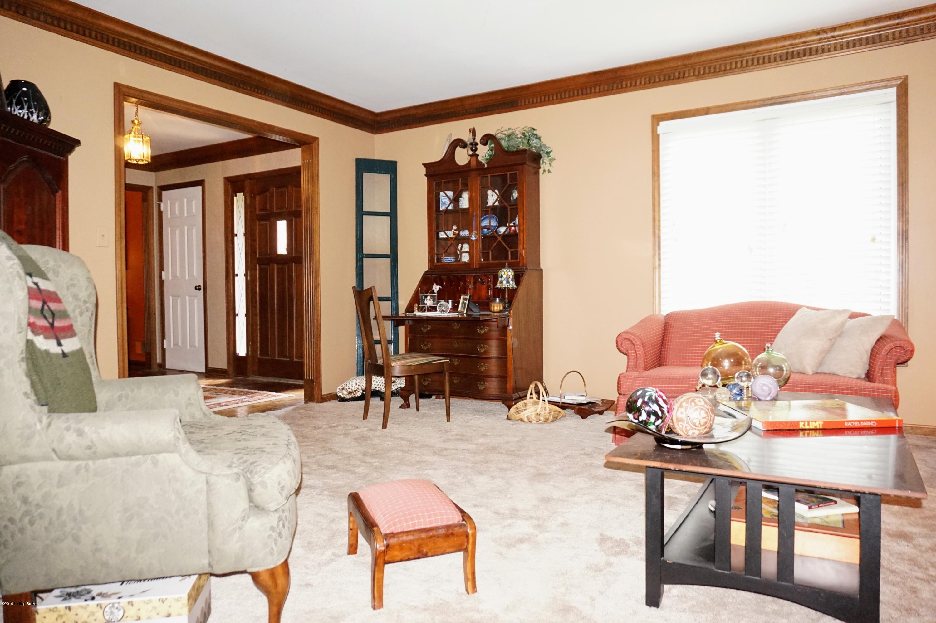 12401 Kirkham Road Louisville, KY 40299 - Photo 14 of 41 DSC09971