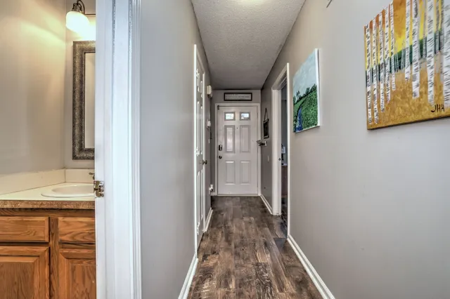 $225,000 | 1480 Capitol Avenue, Unit H811, Bridgeport, CT 06604