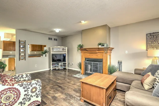 $225,000 | 1480 Capitol Avenue, Unit H811, Bridgeport, CT 06604