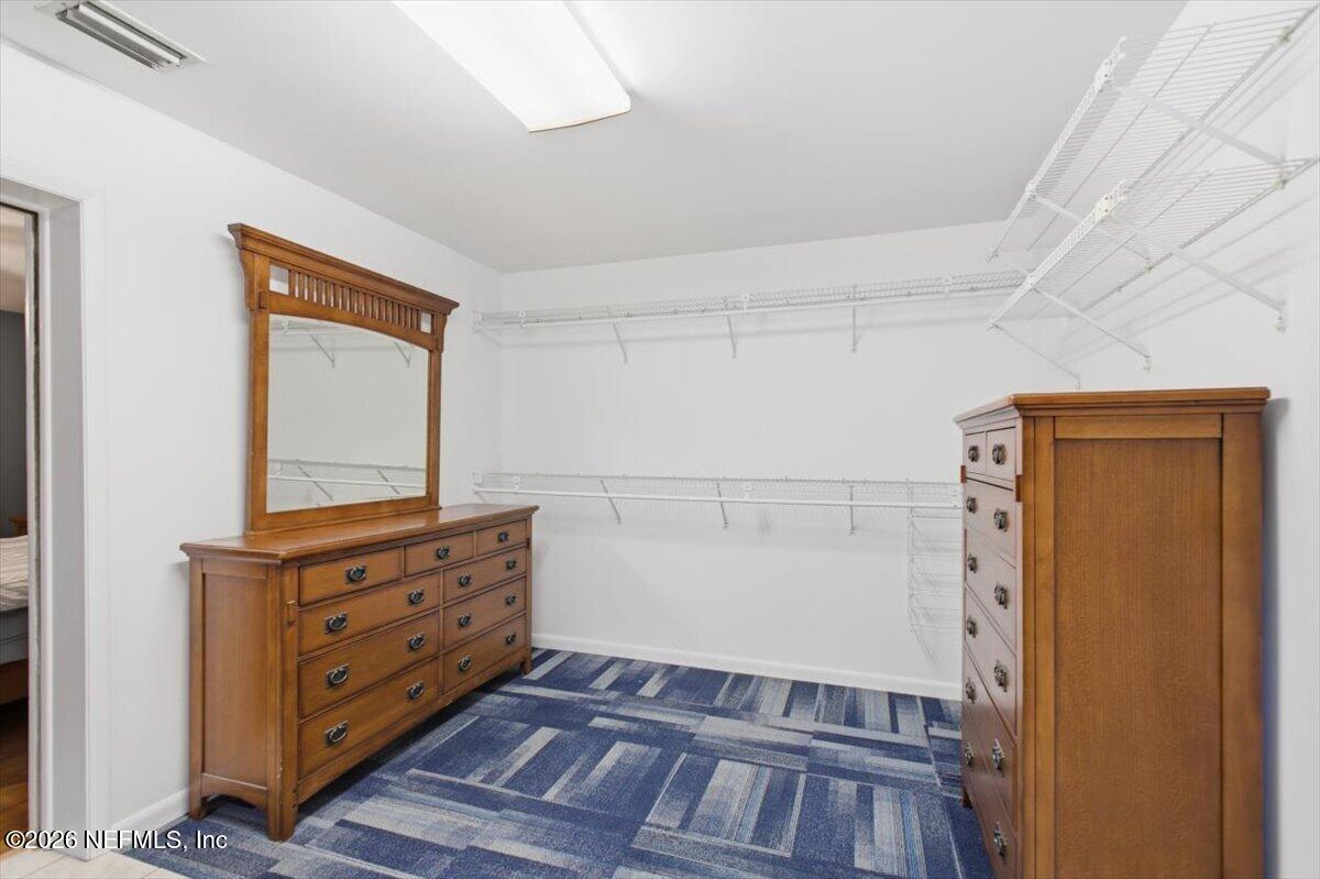 1425 Oak Haven Road Jacksonville, FL 32207 - Photo 15 of 25 15-Primary Bedroom Closet