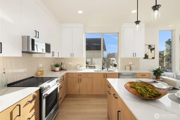 $1,125,000 | 5718 14th Avenue Northwest, Seattle, WA 98107