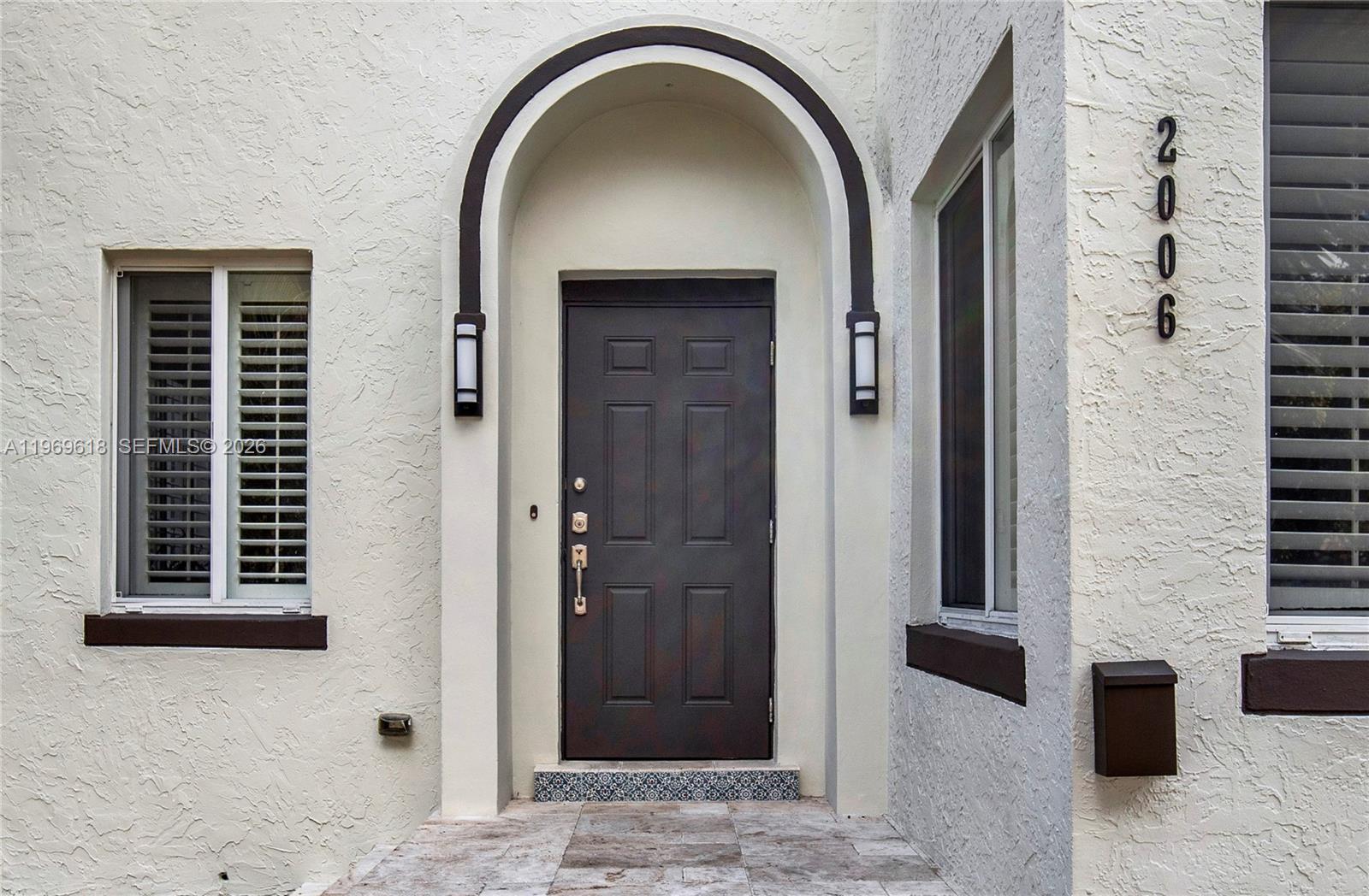 2006 Southwest 12th Street Miami, FL 33135 - Photo 6 of 61 Come on in!!!