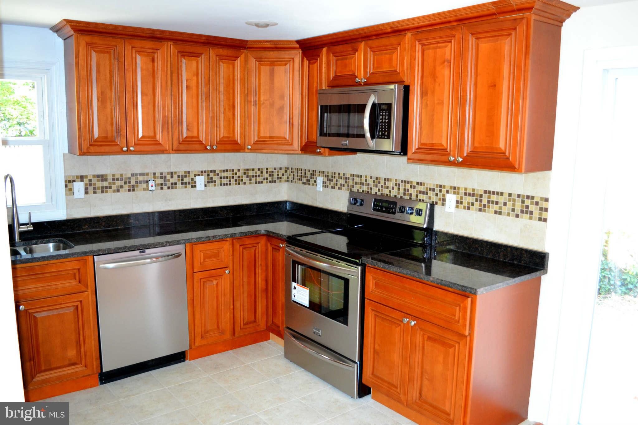 7715 Fenton Street Silver Spring, MD 20910 - Photo 7 of 30 Kitchen