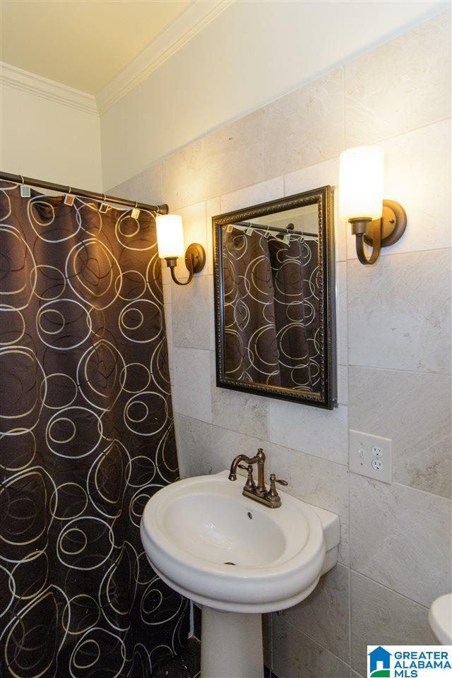 4228 Caldwell Mill Road Birmingham, AL 35243 - Photo 25 of 50