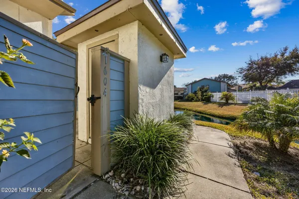 $1,799 | 1604 Challenger Court West, Unit 1604, Jacksonville, FL 32233