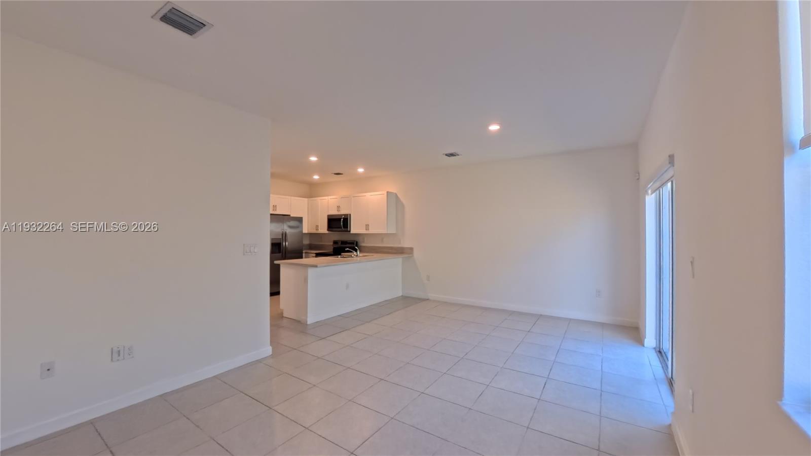 1114 Southeast 27th Street Homestead, FL 33035 - Photo 7 of 25