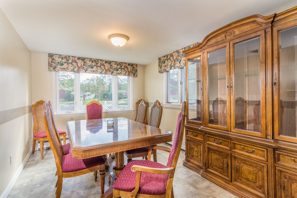 8 Niles Road Randolph, MA 02368 - Photo 9 of 21 Gallery Image 9
