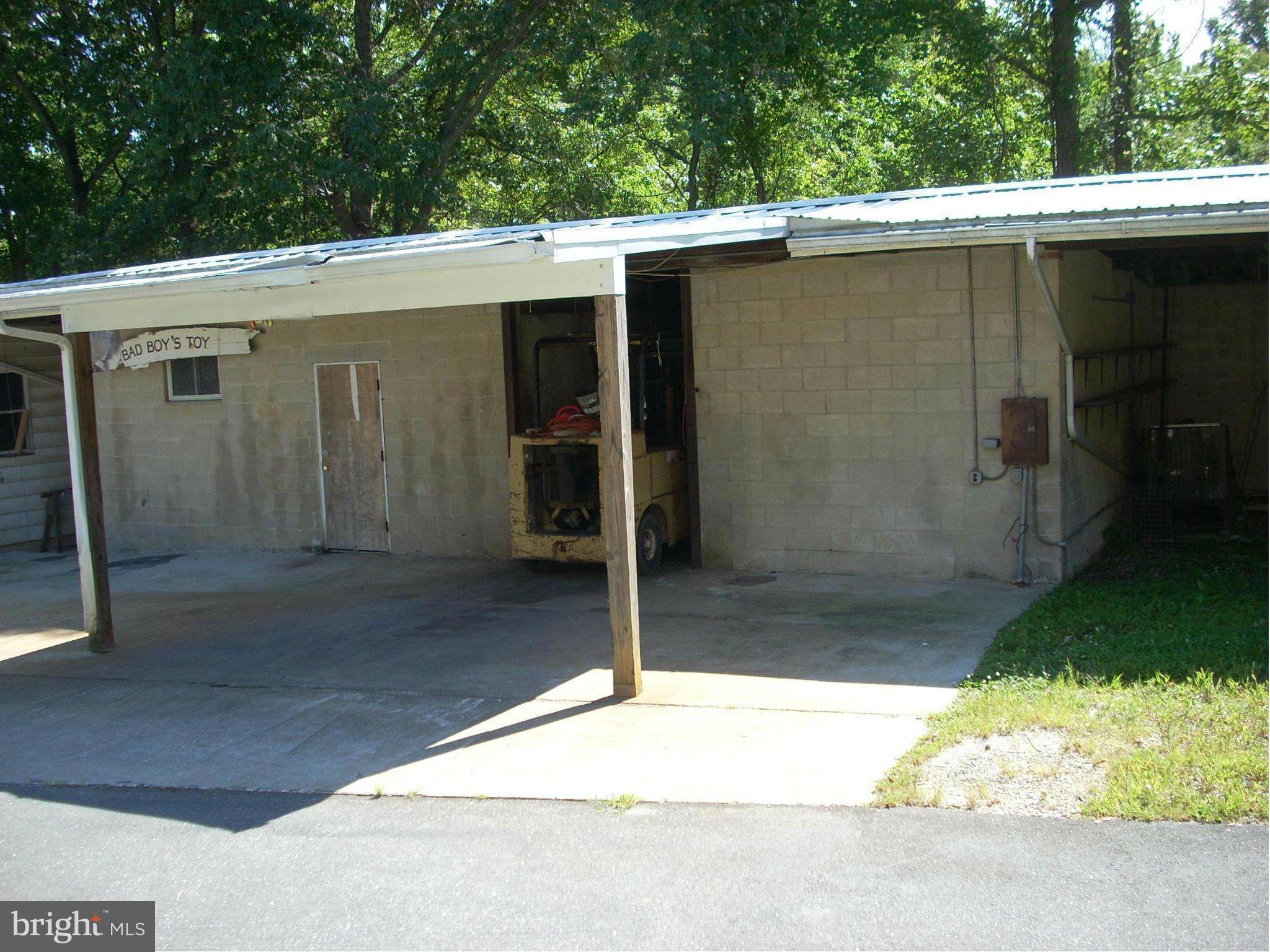 2358 Schaffers Road Baltimore, MD 21221 - Photo 9 of 12 OUTBUILDING