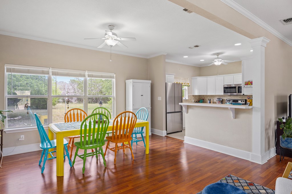 659 Town Creek Road Kerrville, TX 78028 - Photo 8 of 65