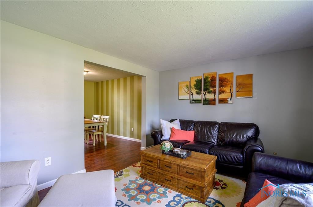 2052 Kellerston Road Maumee, OH 43537 - Photo 6 of 22 Gallery Image 6