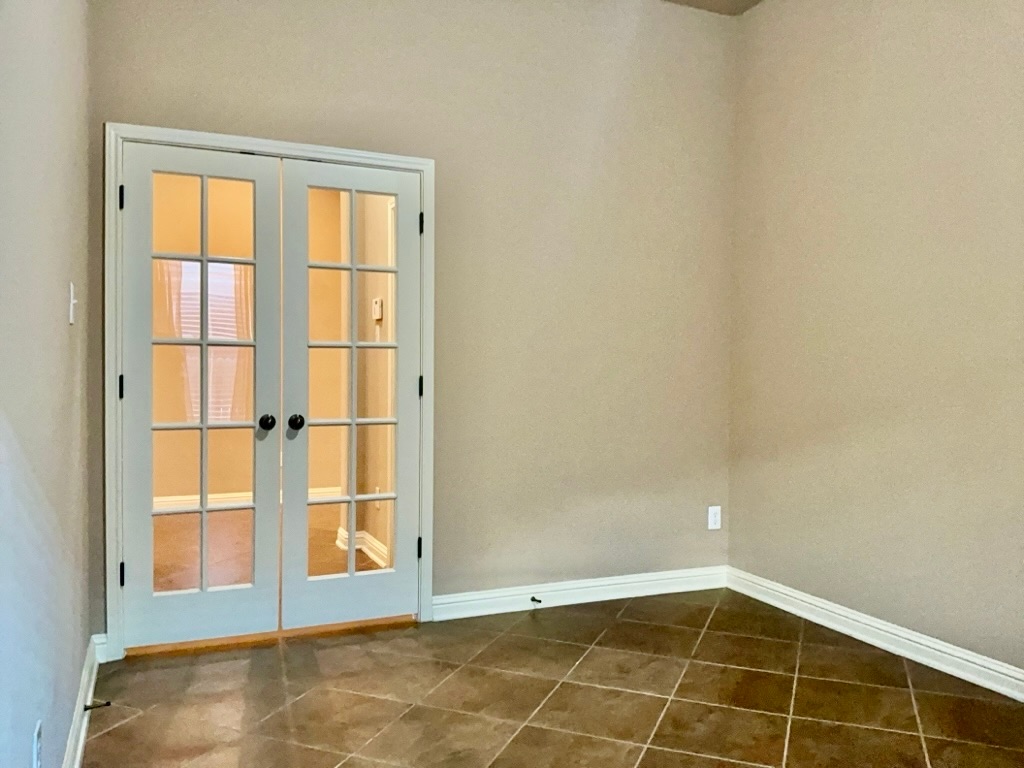 3580 Rosalina Loop Round Rock, TX 78665 - Photo 3 of 27 an empty room with windows