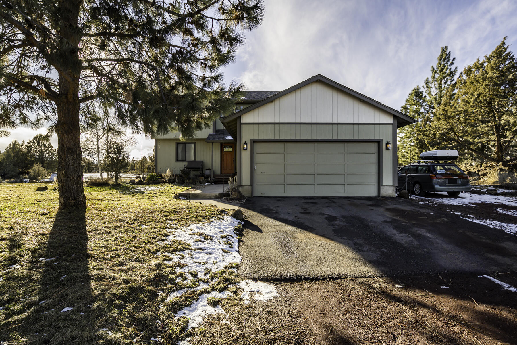 20515 Bowery Lane Bend, OR 97703 - Photo 3 of 46 JH5_4449