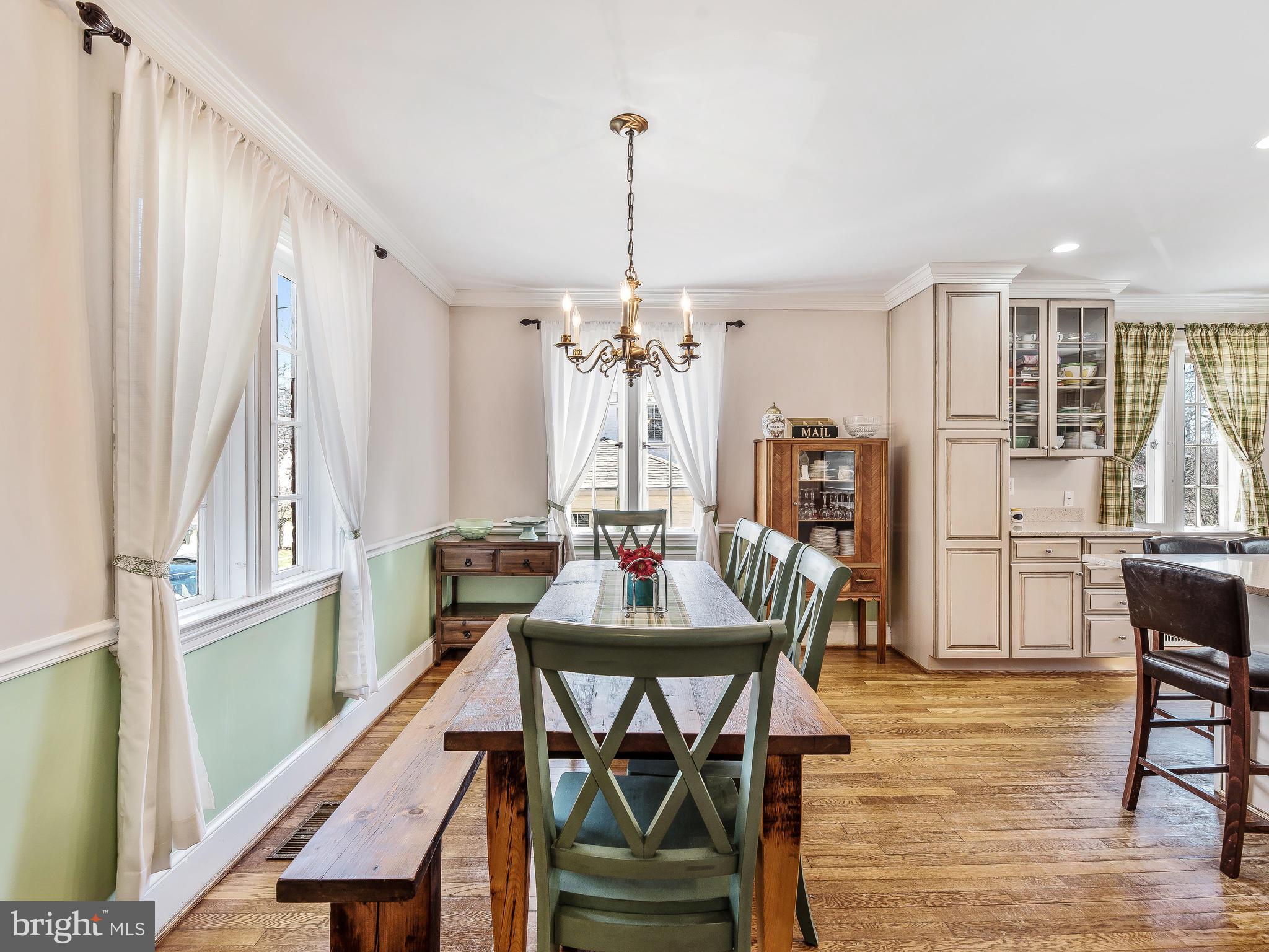 4601 Amherst Road College Park, MD 20740 - Photo 11 of 42 Breakfast Room