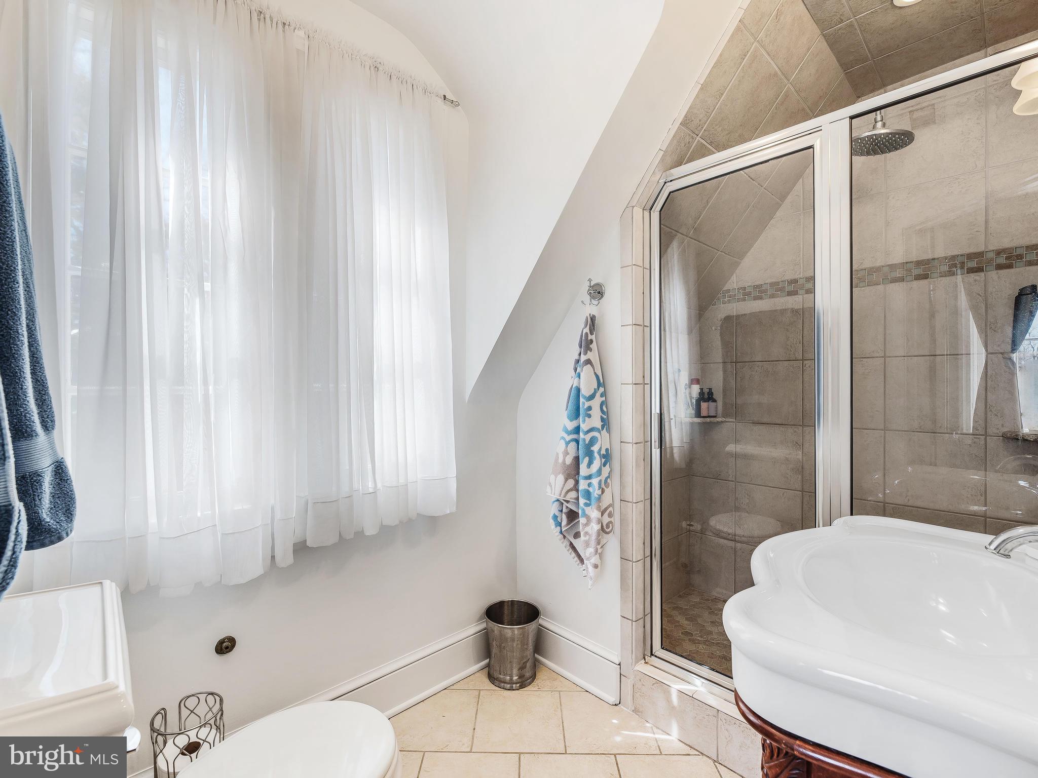 4601 Amherst Road College Park, MD 20740 - Photo 23 of 42 Master Bath