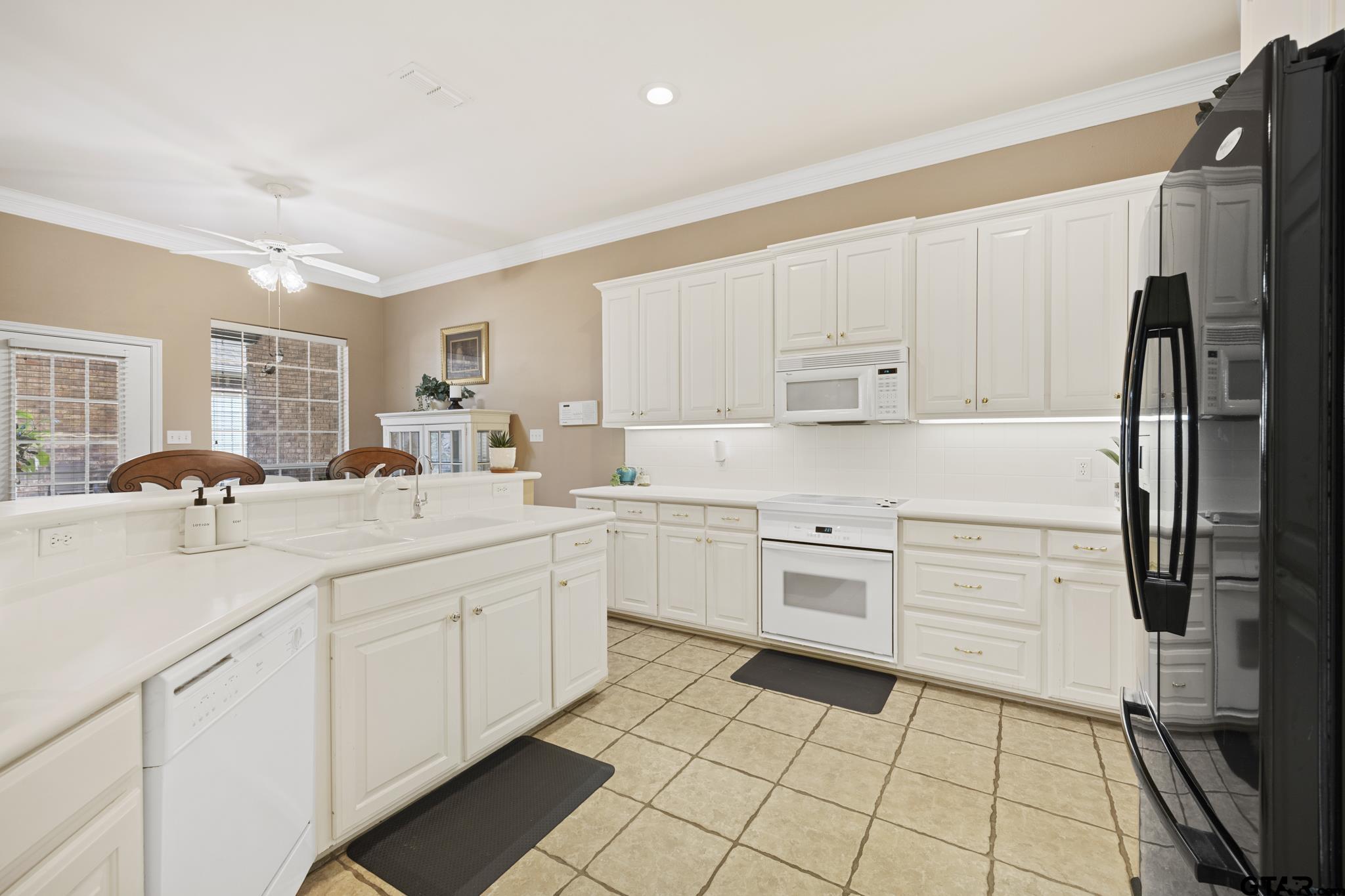 2418 Homestead Lane Tyler, TX 75701 - Photo 13 of 29