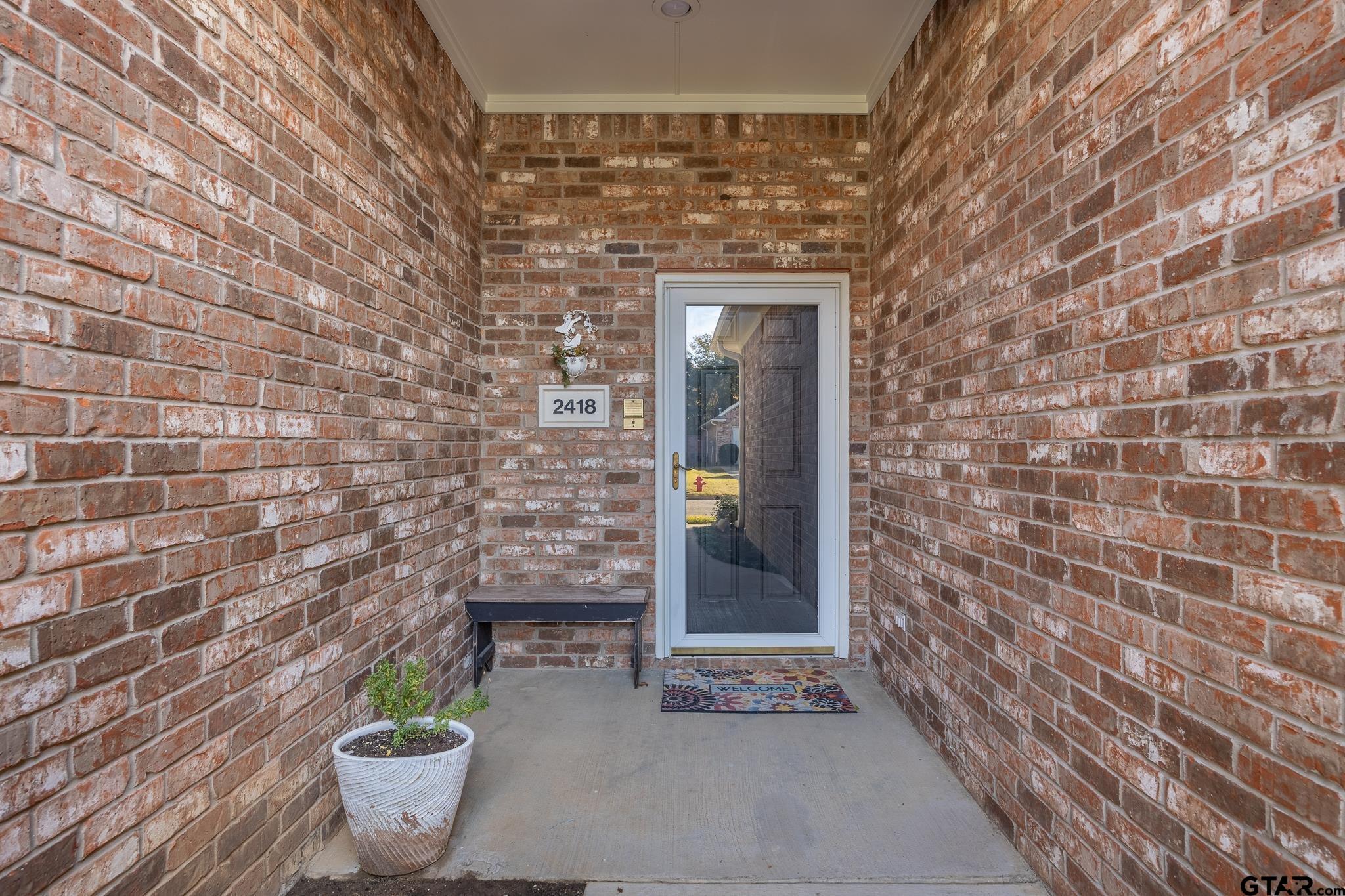 2418 Homestead Lane Tyler, TX 75701 - Photo 2 of 29
