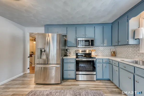 $410,000 | 23 Thompson Hill Road, Columbia, CT 06237