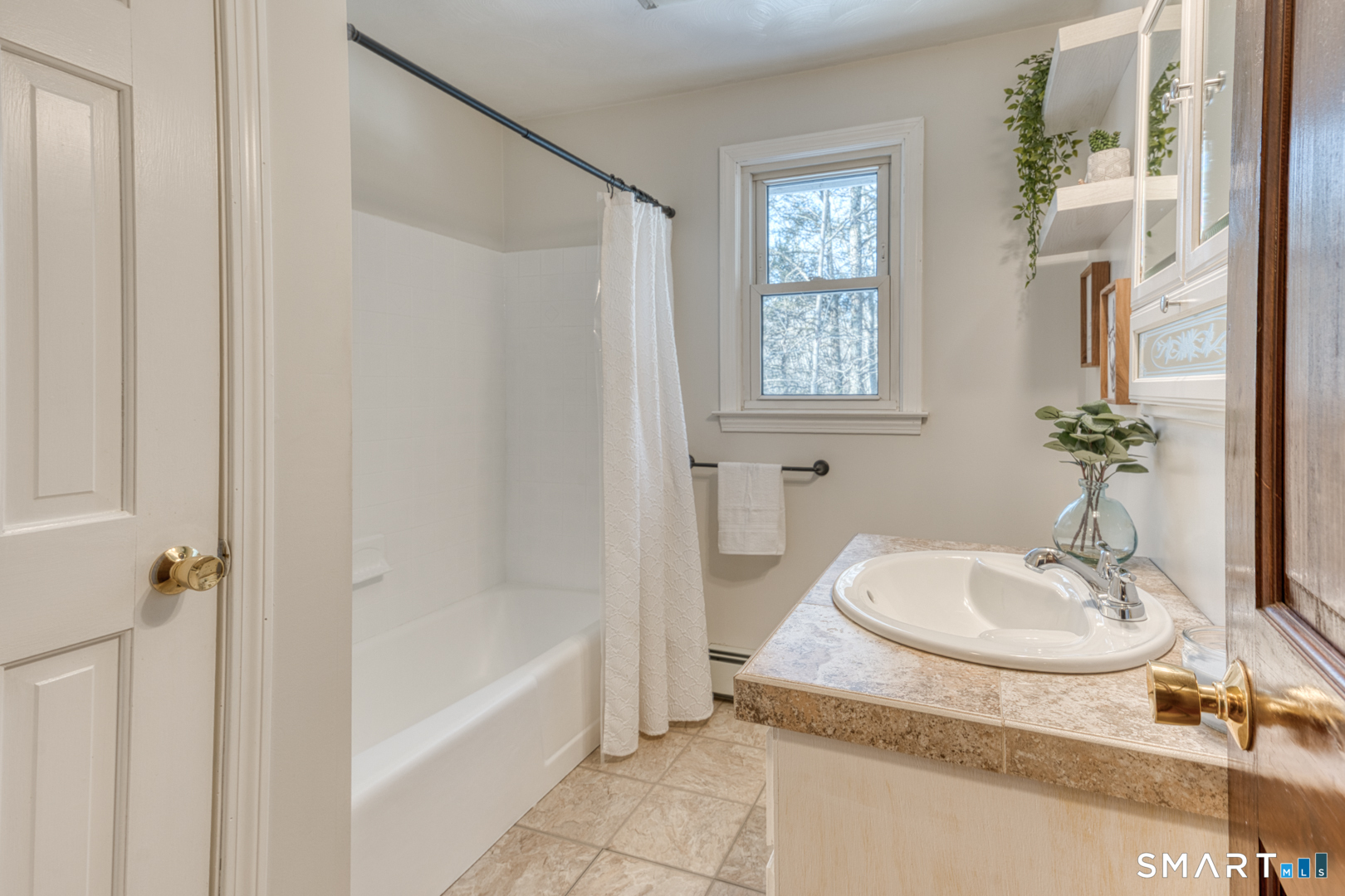 23 Thompson Hill Road Columbia, CT 06237 - Photo 22 of 39 Main level full bath that is updated