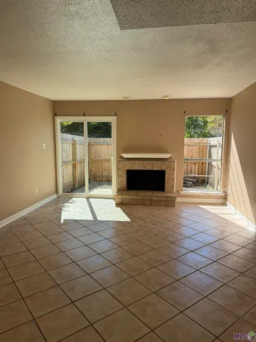 $1,300 | 183 Sandra Del Mar Drive, Mandeville, LA 70448