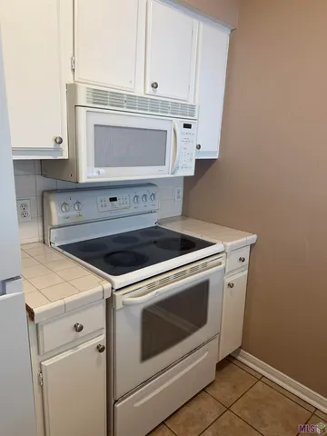 $1,300 | 183 Sandra Del Mar Drive, Mandeville, LA 70448