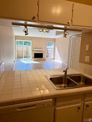 $1,300 | 183 Sandra Del Mar Drive, Mandeville, LA 70448