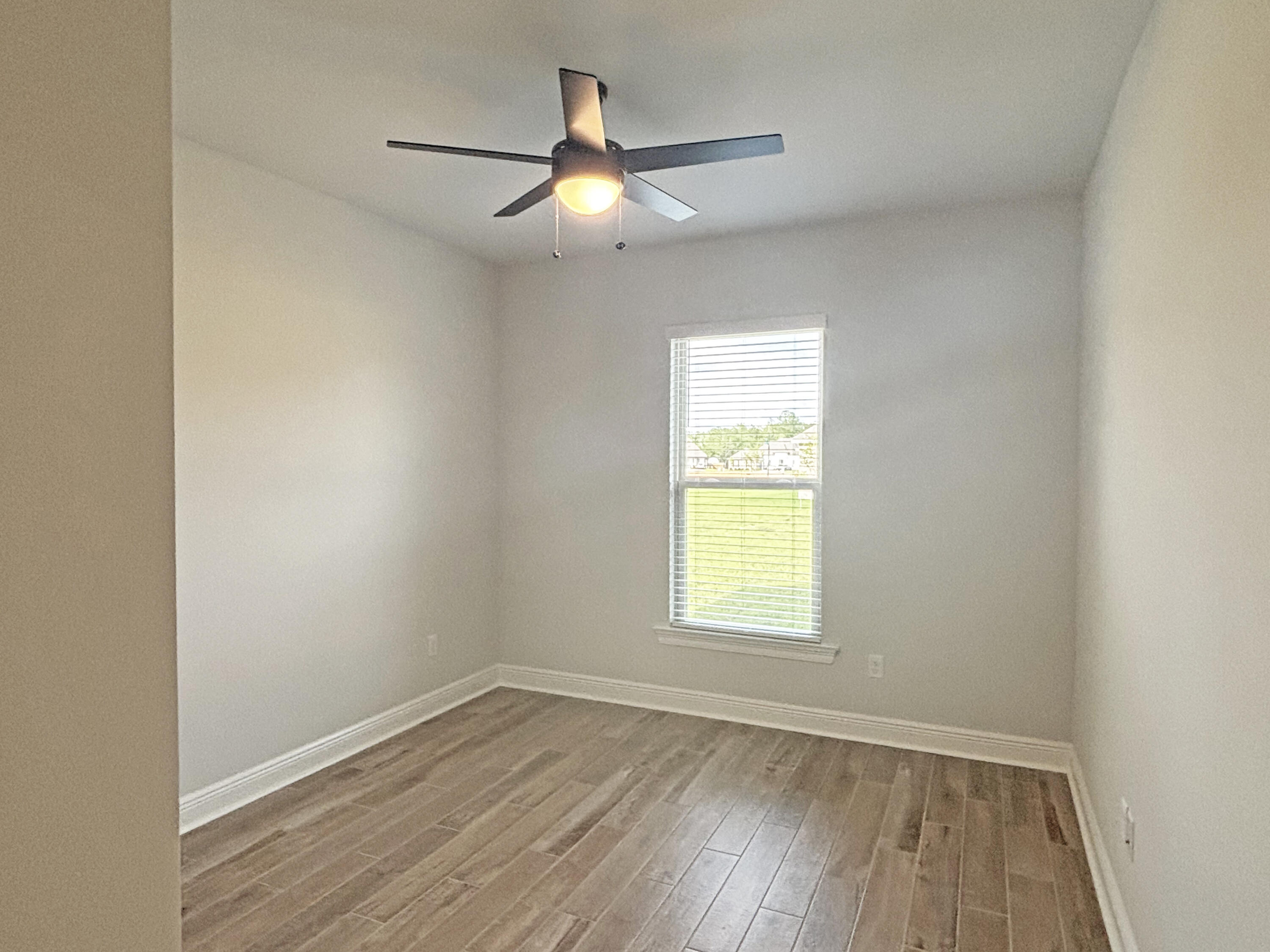 331 East Tweet Street Freeport, FL 32439 - Photo 14 of 19 IMG_0128