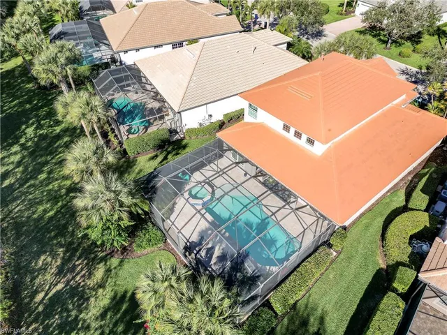 a view of a backyard with garden