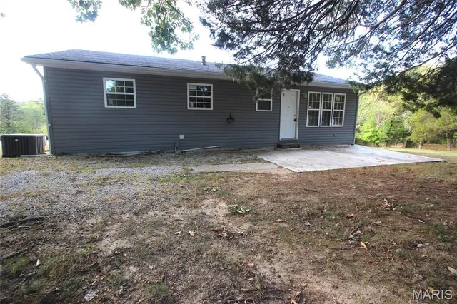 $104,900 | 4302 Easy Street, De Soto, MO 63020