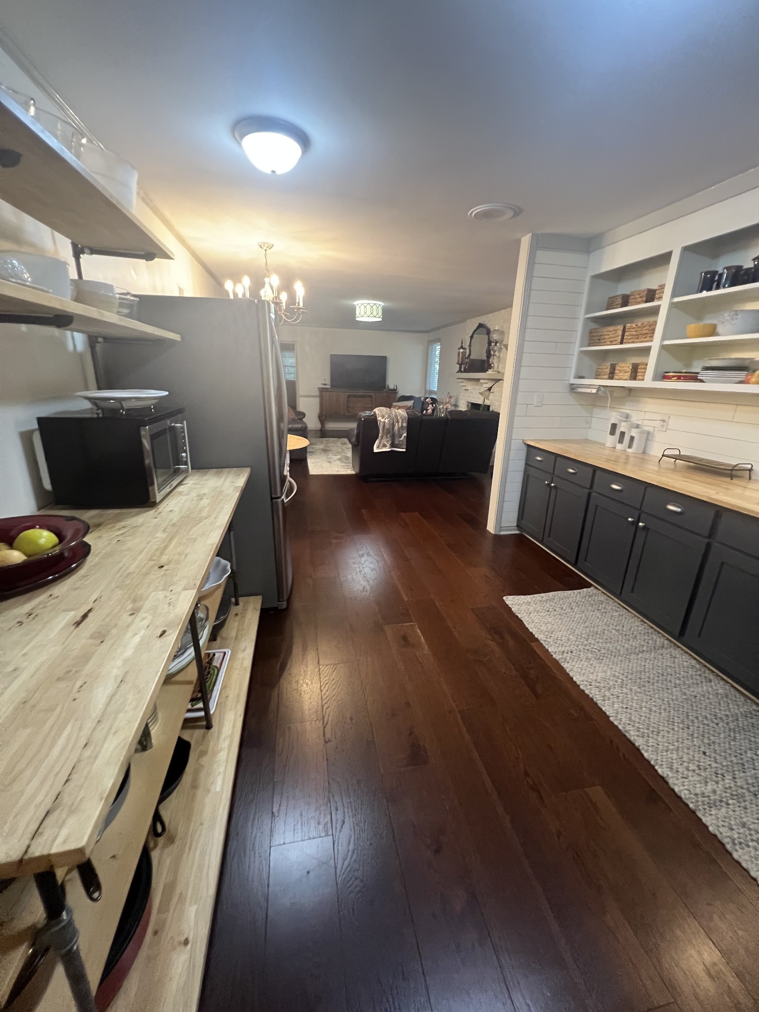 306 Locust Road Clarksville, TN 37043 - Photo 12 of 46 Gallery Image 12
