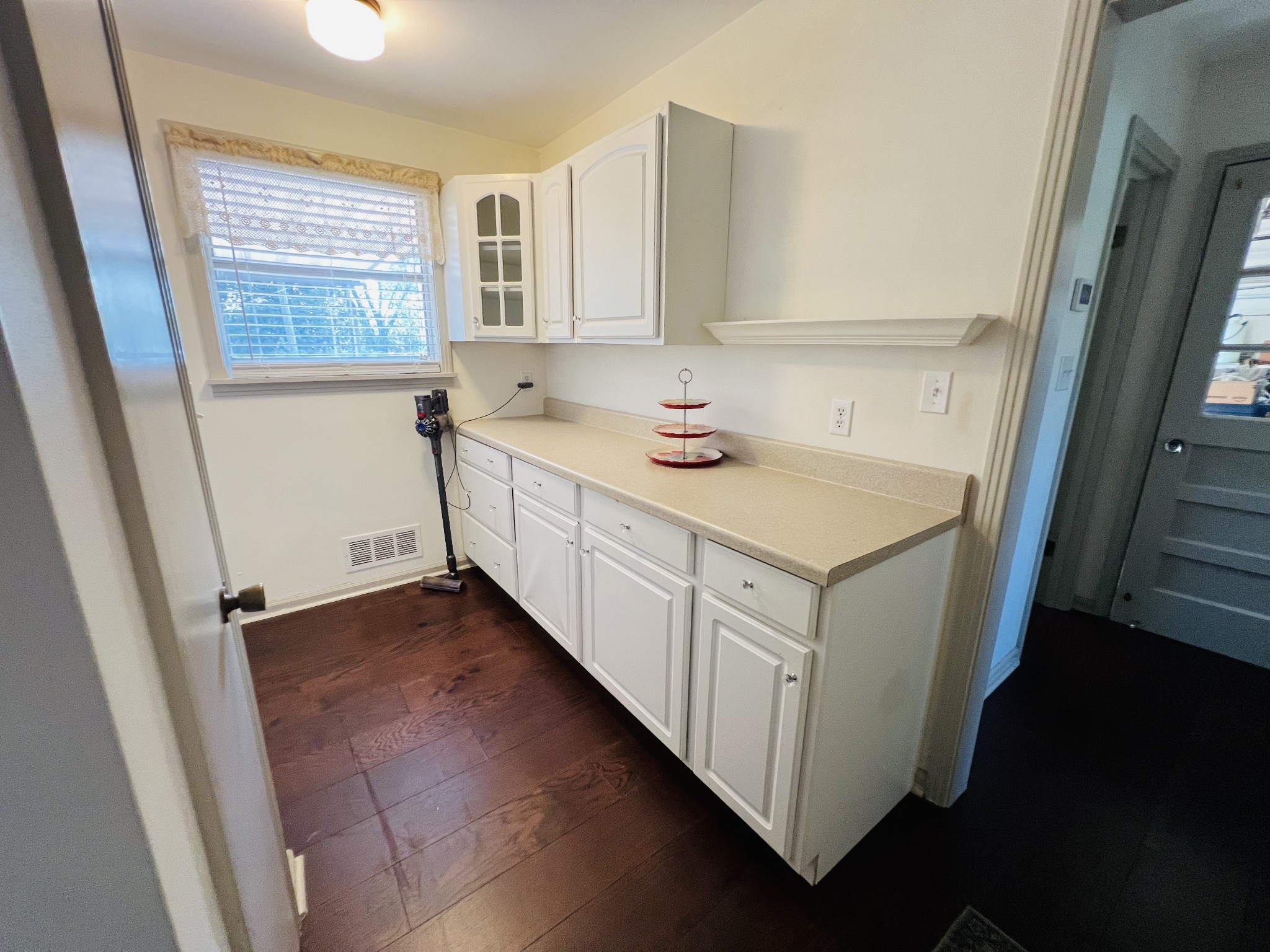 306 Locust Road Clarksville, TN 37043 - Photo 23 of 46 Gallery Image 23