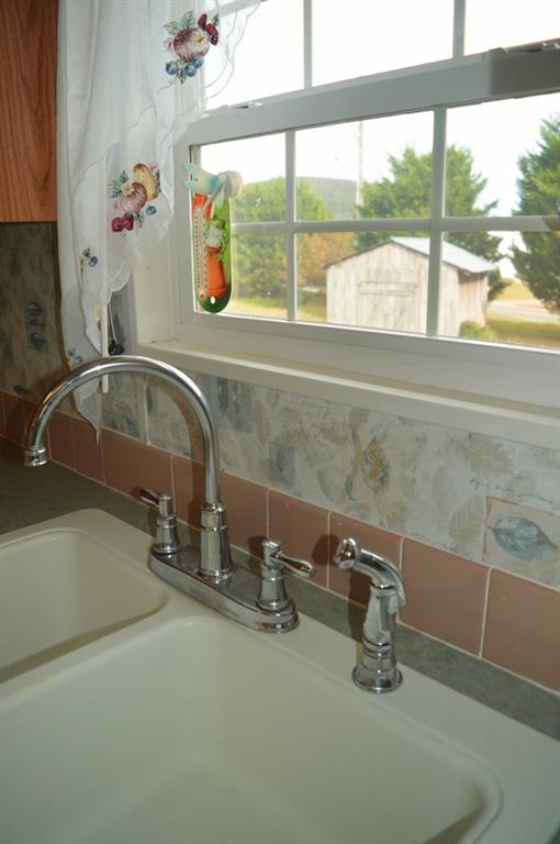 1339 Poole Gooden Road Hiddenite, NC 28636 - Photo 16 of 34