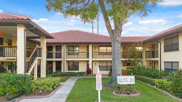 $210,000 | 2408 Hammock Pine Boulevard, Unit 2408, Clearwater, FL 33761